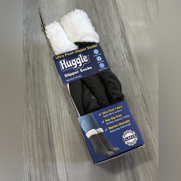 NWT HUGGLE SLIPPER SOCKS Premium Fleece Non-Slip Grips Charcoal Gray Women OS - Picture 8 of 8